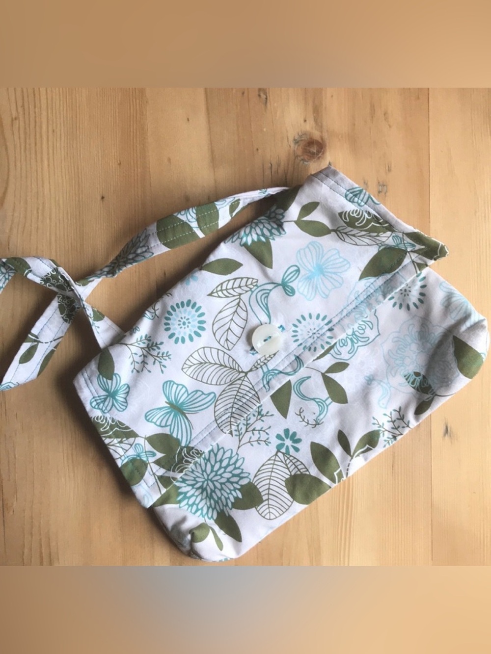 Crafted cotton floral gusset mini purse